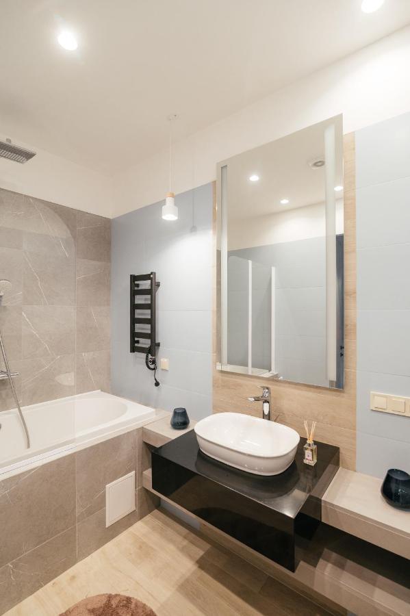 Pearl Premium Apartments 3 Kijev Kültér fotó