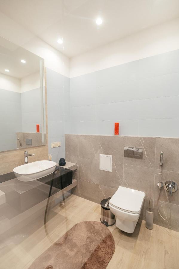 Pearl Premium Apartments 3 Kijev Kültér fotó