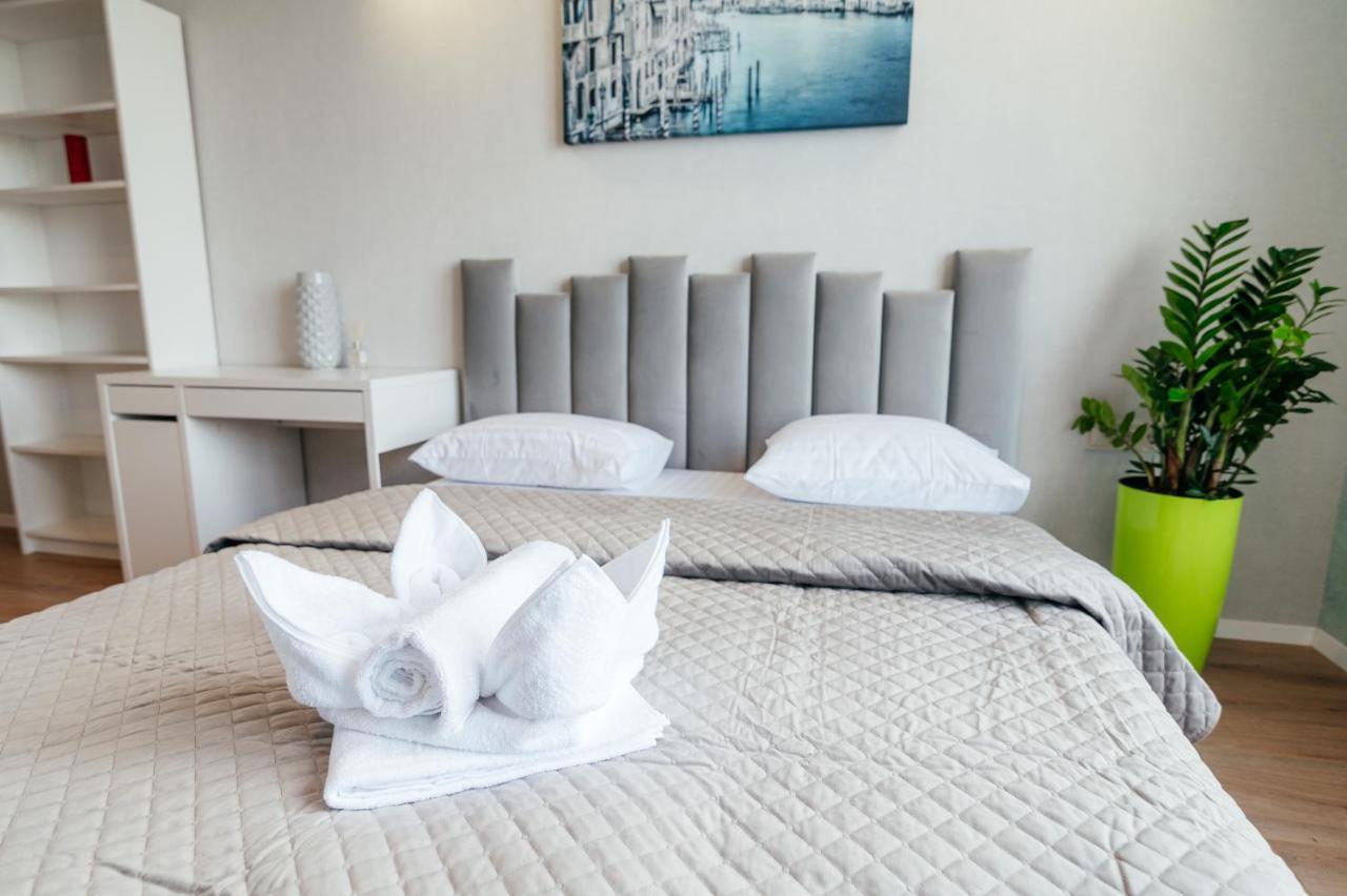 Pearl Premium Apartments 3 Kijev Kültér fotó